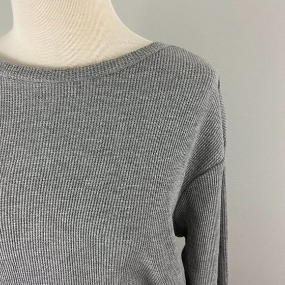 NWT RDI‎ Grey Crew Neck Long Sleeve Shirt - Picture 3 of 8